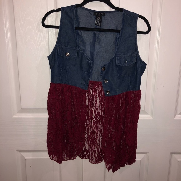 Lace Bottom Tank Top - Picture 8 of 10